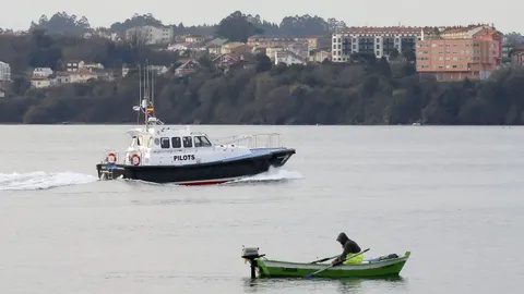 Pilot boat in the Ría de Ferrol